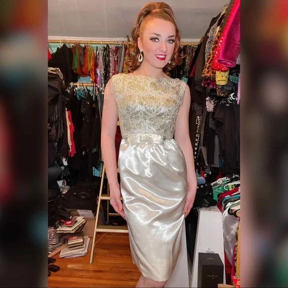 True Vintage 1950s/1960s Cocktail Dress - Picture 5 of 8